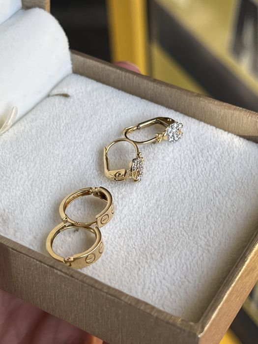 Cercei AUR 18K -600 lei /Gr . Ca nou