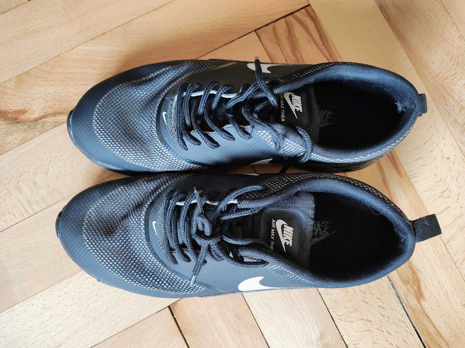 Nike Air Max Thea черни маратонки