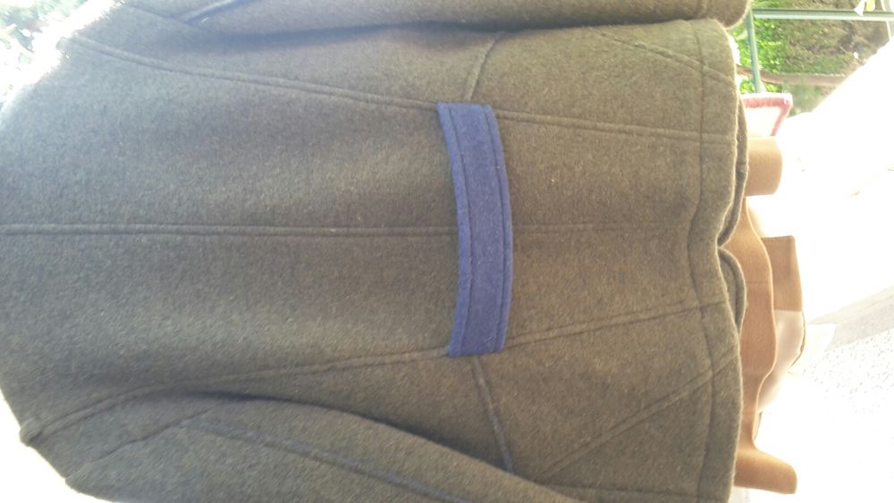 Две зимни палта за сезона