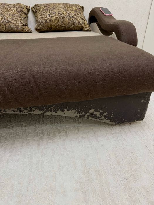 Продам диван б/у