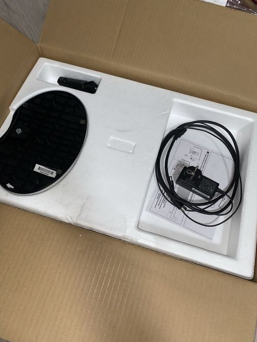 Монитор LG 5шт бу