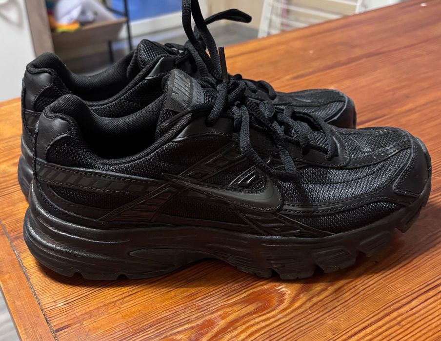 Nike Initiator