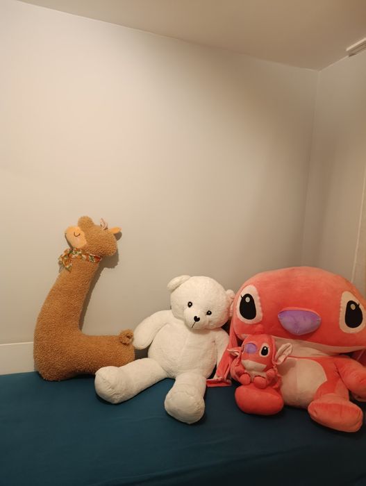 Гигантски плюшен Стич, Лило и гигантски бял мечок  плюшен