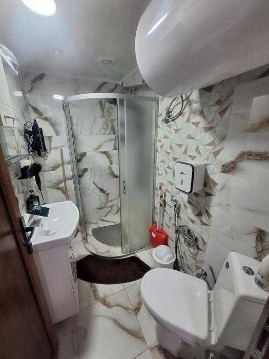 Дава се под наем Тристаен апартамент в Варна, Автогара - 75 кв.м за 600 € - Снимка #15