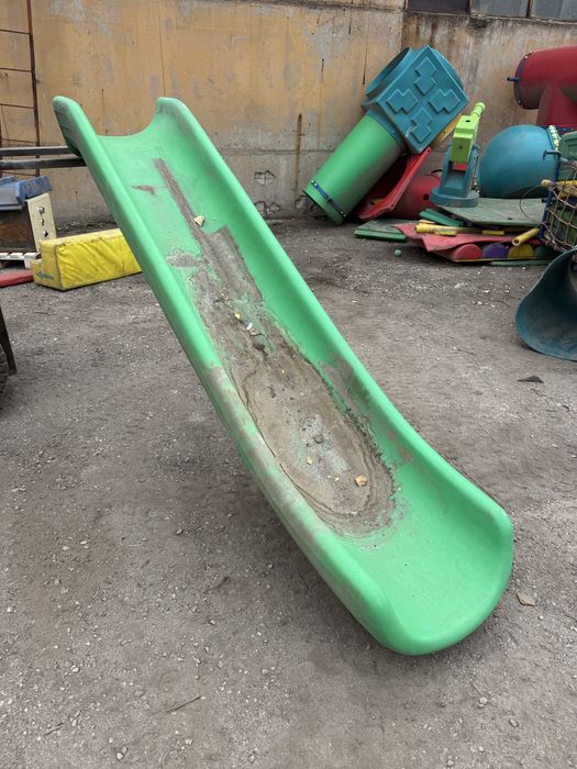 улей за детска пързалка