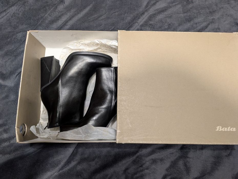 Дамски боти Bata, естествена кожа