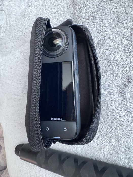 Camera de actiune Insta360 X4