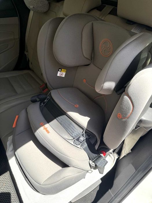 Vând scaun auto pentru copii CYBEX Gold Pallas G i-Size