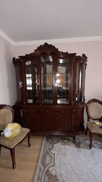 Шкаф для посуды (Сервант)