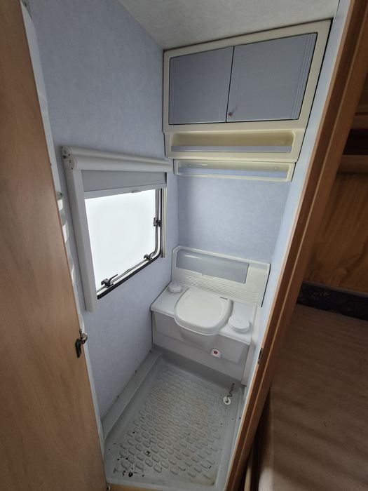 Rulota 4 persoane Fendt Saphir 470 TOP