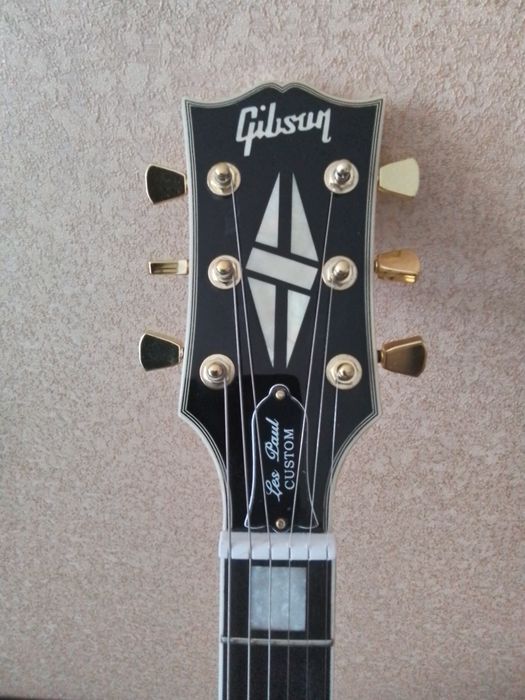 Gibson белый в золоте