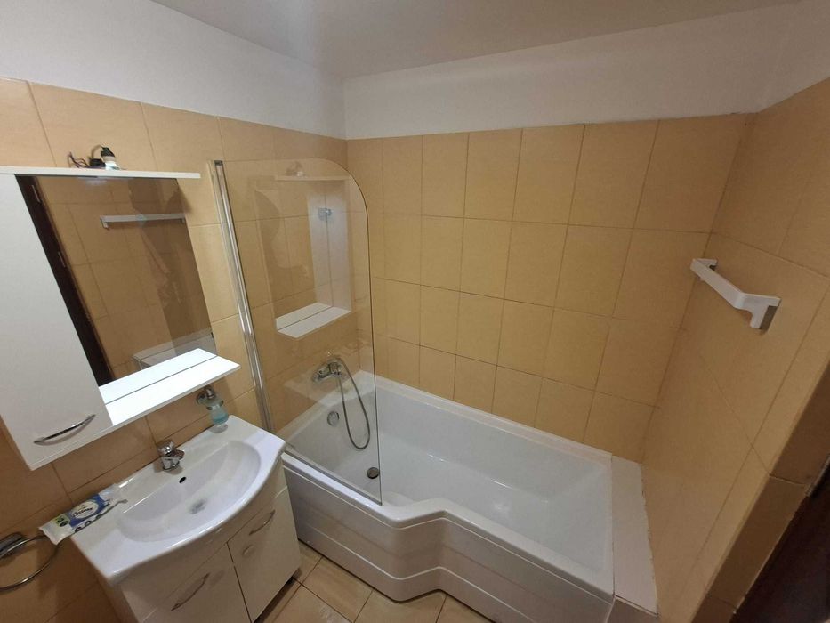 Ap 2 cam decomandat Apusului 55 mp loc subt Gorjului DIRECT PROPRIETAR