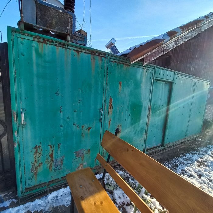 Poarta pe role 2200mm cu 58oomm cu poarta mica la mijloc