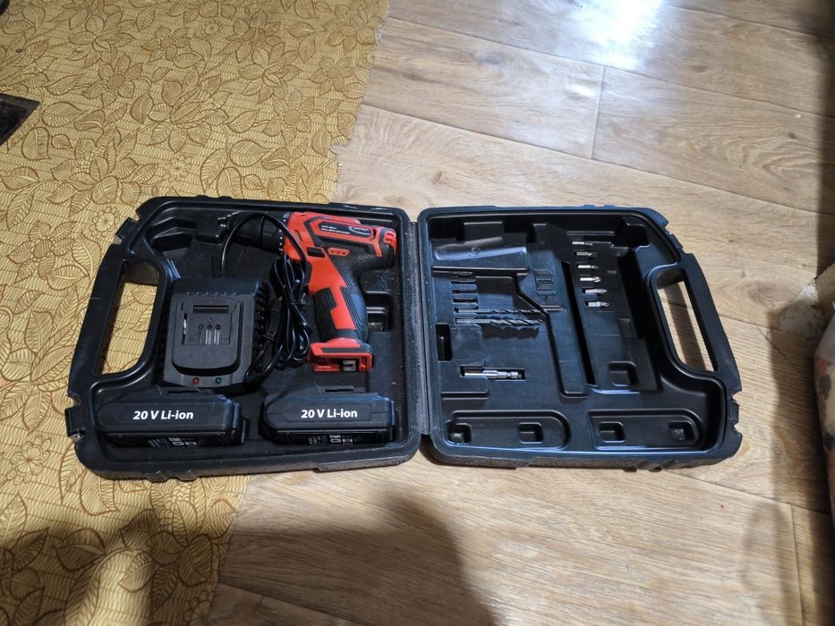 Акумулаторен Винтоверт Matrix