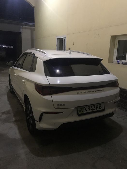 BYD e2 Luxury 2024
