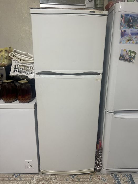 Холодильник сатылады