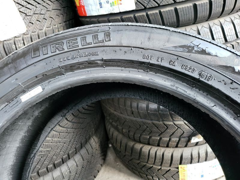 255/45/20//235/50/20 PIRELLI