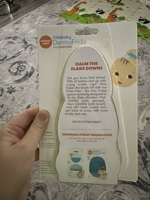 Мочалка расческа от молочных корочек Frida baby