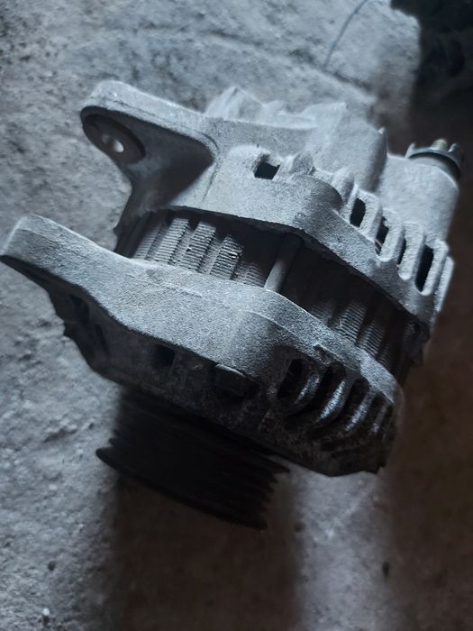 Alternator Honda Jazz 1.4 benzina