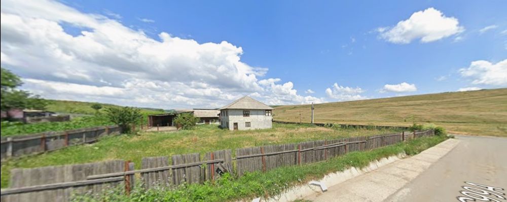 Casa de vanzare cu anexe, hala, beci, Super OFERTA