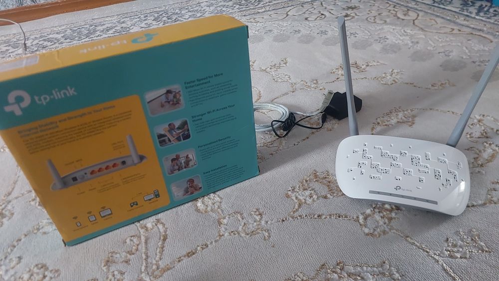 Продам модем почти новый