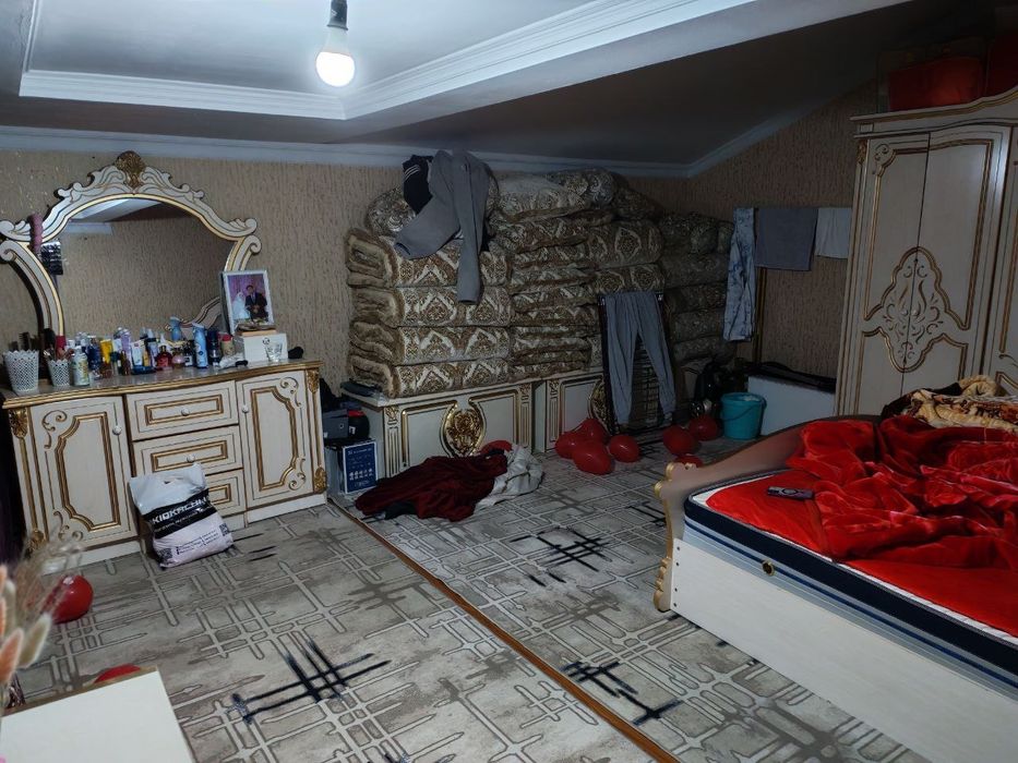 Срочно ховли сотаман 1,5 соток 2 хона Бектемир тумани