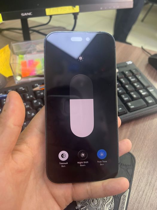 Продам iphone 14 pro