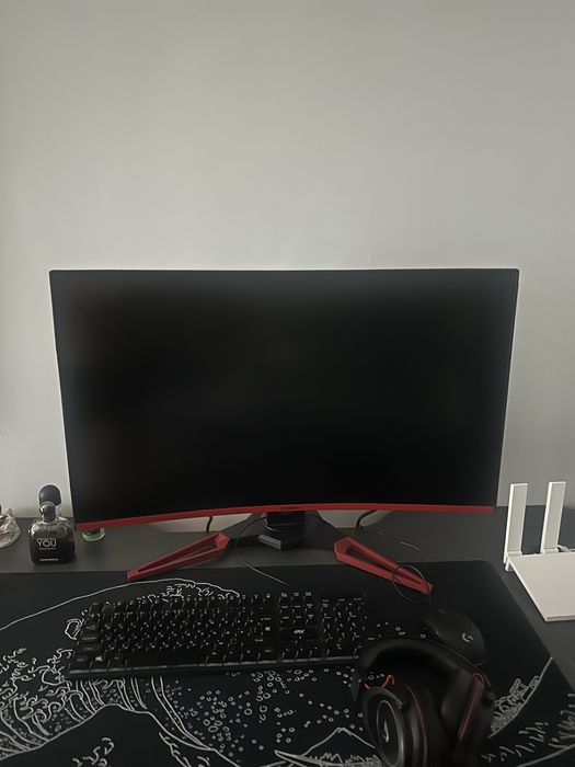 родаю Игровой Могитор 144 hz