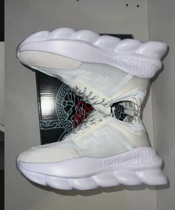 Versace chain reaction