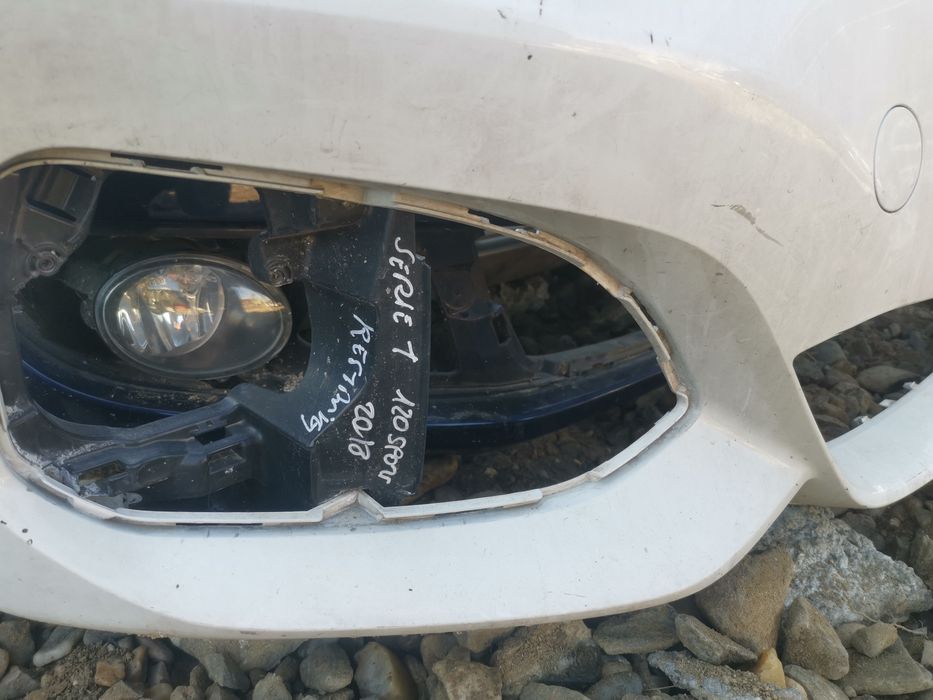 Bara fata BMW seria 1 M packet 2018