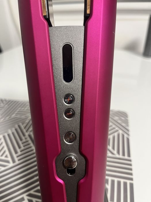 Dyson преса за коса