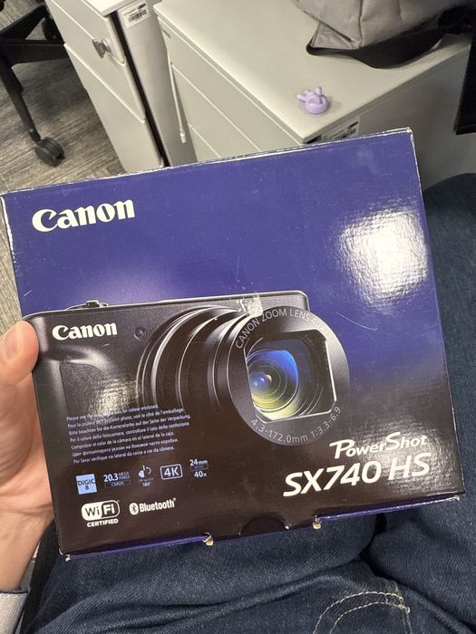 Фотокамера Canon PowerShot SX740 HS черный