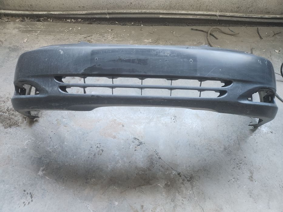 Продам бампер камри 30