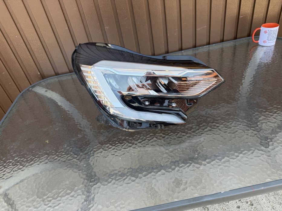 Far dreapta renault captur 2