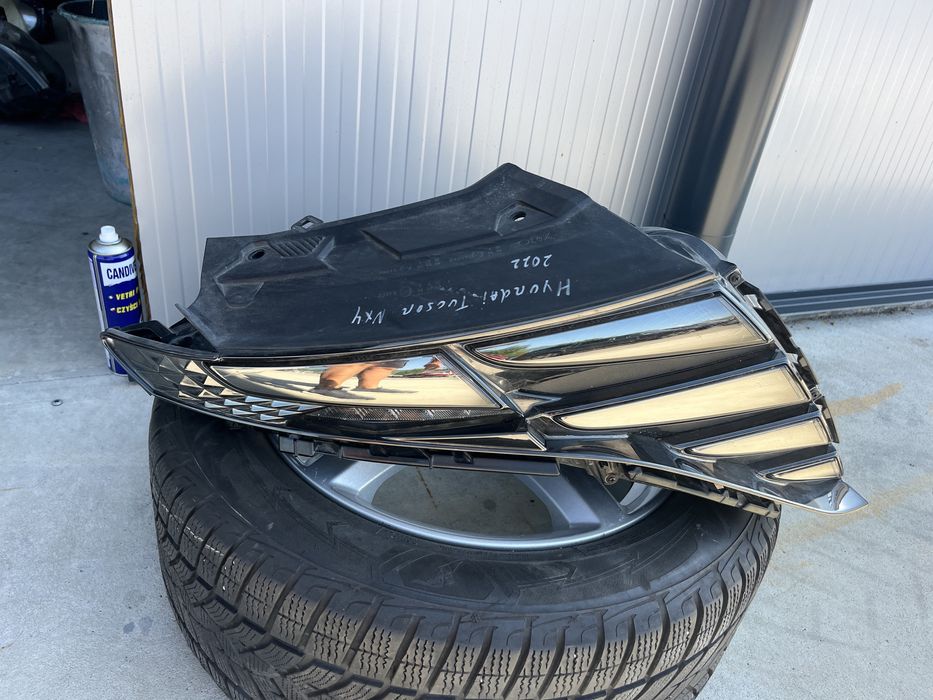 Фар Hyundai Tucson 2021 гр. Враца Център • OLX.bg