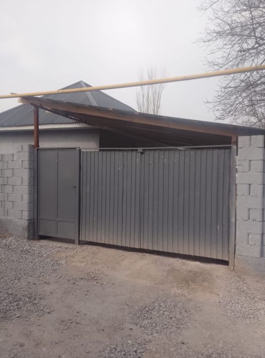 Уй сатылады Шұбар суда 2 трасса 4 киылыс