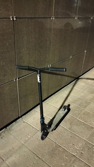 Продам самокат Limit 66