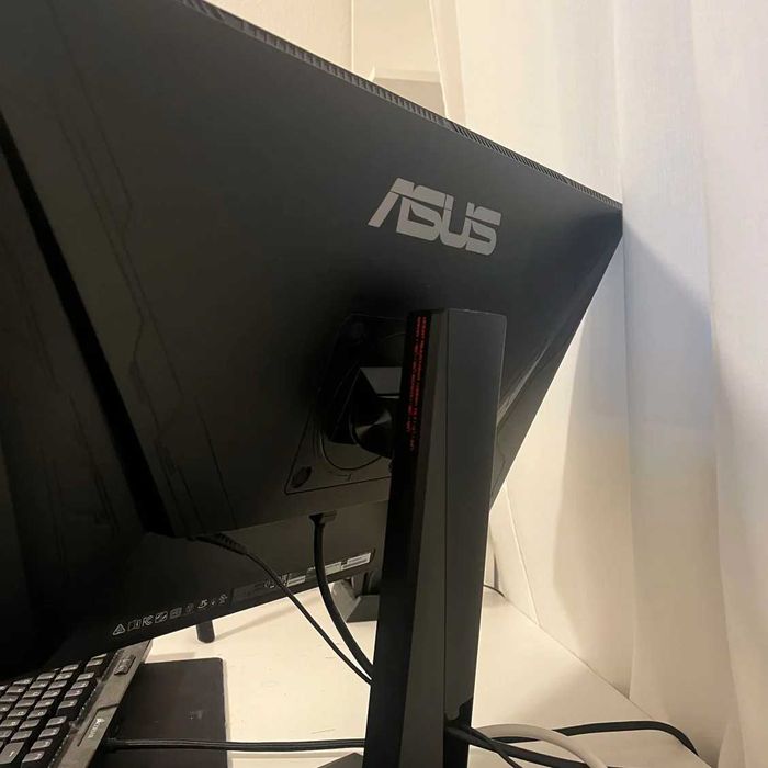 Asus vg278 165hz 0.5 10 dona bor