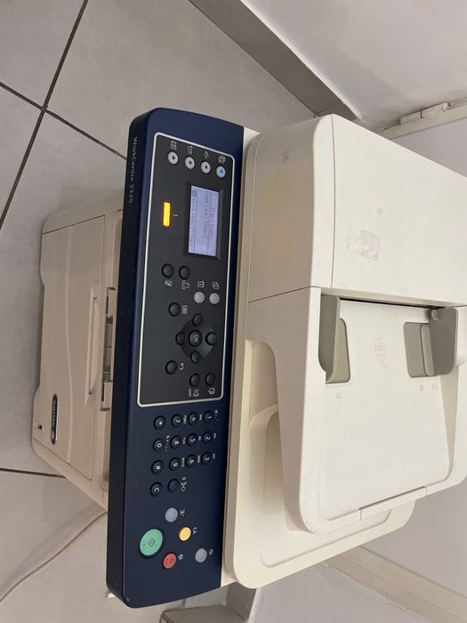 Multifunctional Laser monocrom copiator imprimanta