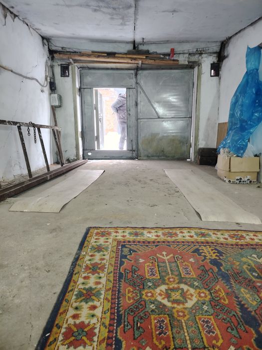 Сдам гараж свет погреб