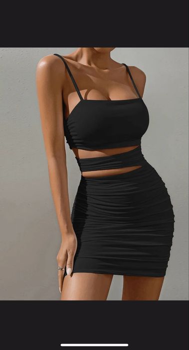 Платье эффектное вечернее