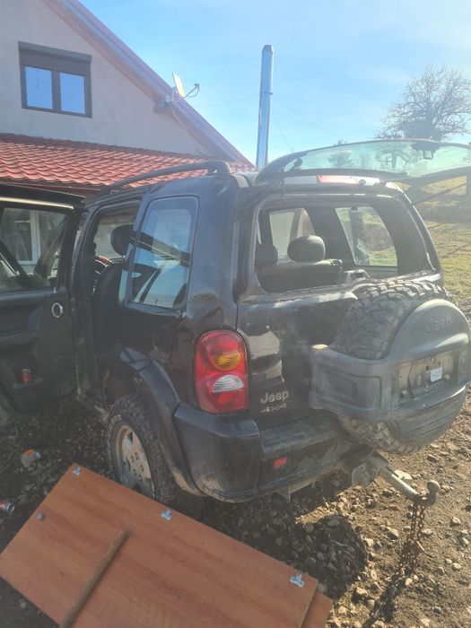 Jeep cheroche de vânzare merge foarte bine este radiat