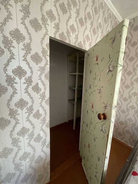 Продаеться 2 - квартира район Электрон