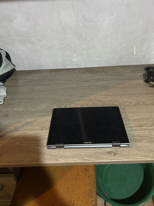 Продам мак бук новый за 180000