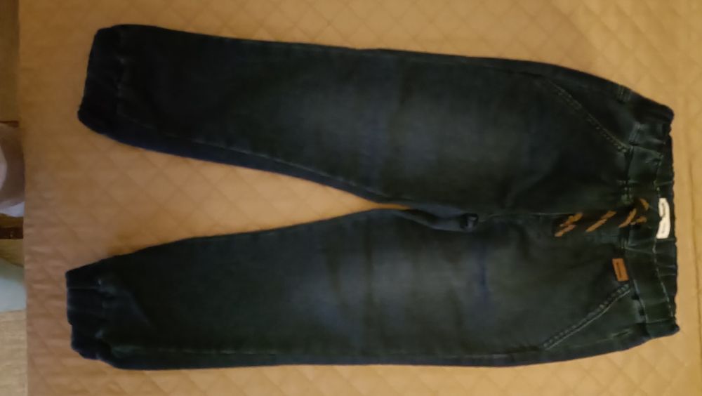 Pantaloni și blugi vătuiți fetiță-toate 50 ron