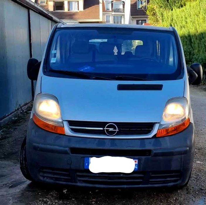 Продава се Opel Vivaro 2.5 CDTI