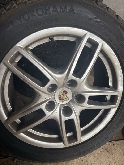 Porsche Cayenne зимни гуми с джанти 19'