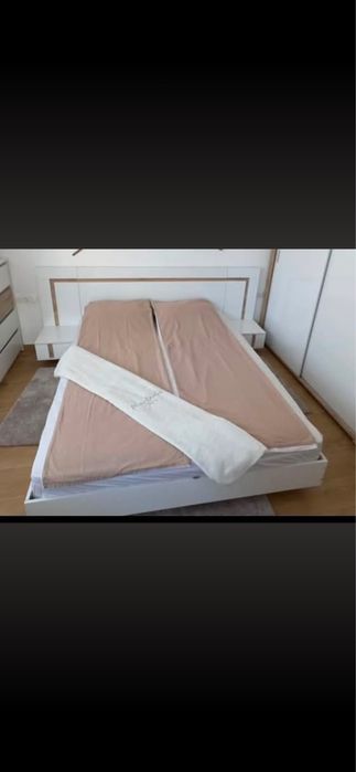 Продава се спалня 200/160