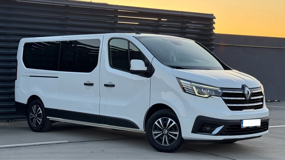 Renault Trafic 2022 2.0 150 CP Extra-Lung 8+1 Locuri Euro 6