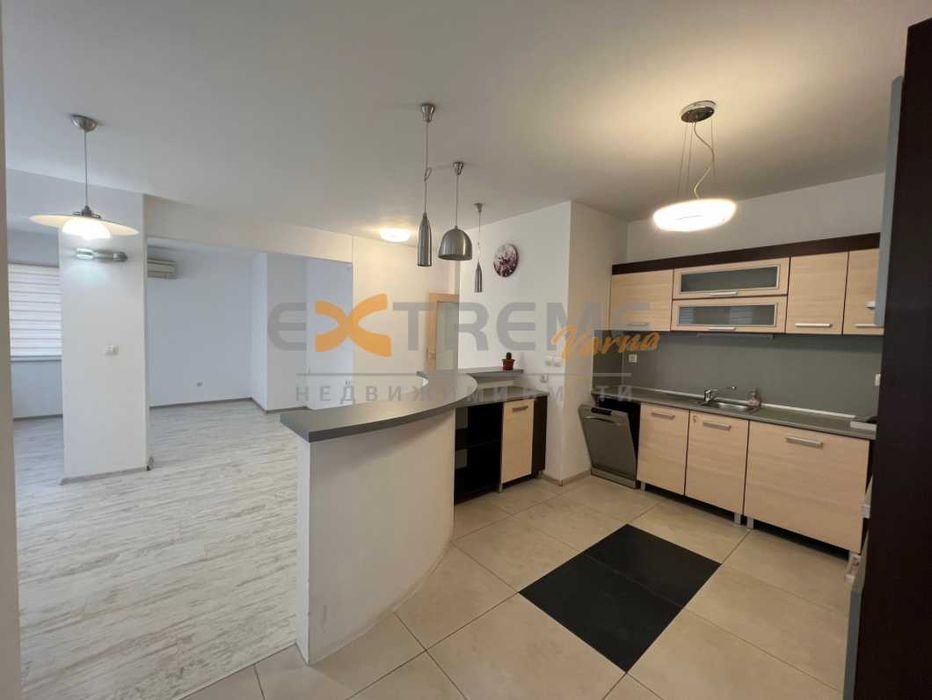 Дава се под наем Офис в Варна, Лятно кино Тракия - 151 кв.м за 637.5 € - Снимка #2